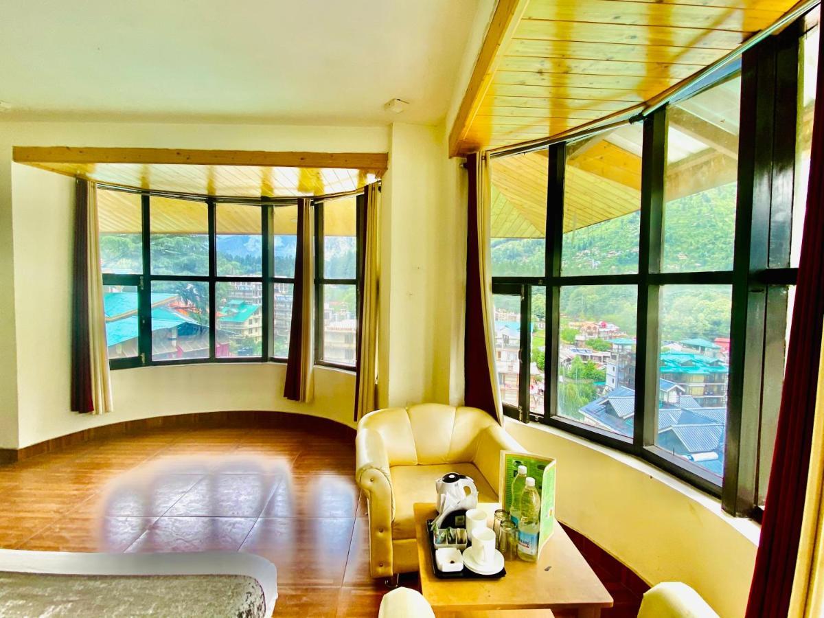 Hotel Hadimba Palace - Near Mall Road Manāli Exteriör bild