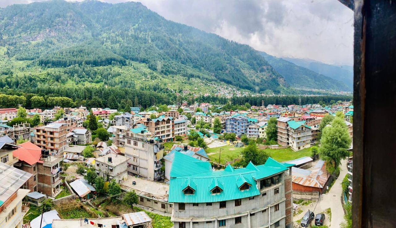 Hotel Hadimba Palace - Near Mall Road Manāli Exteriör bild