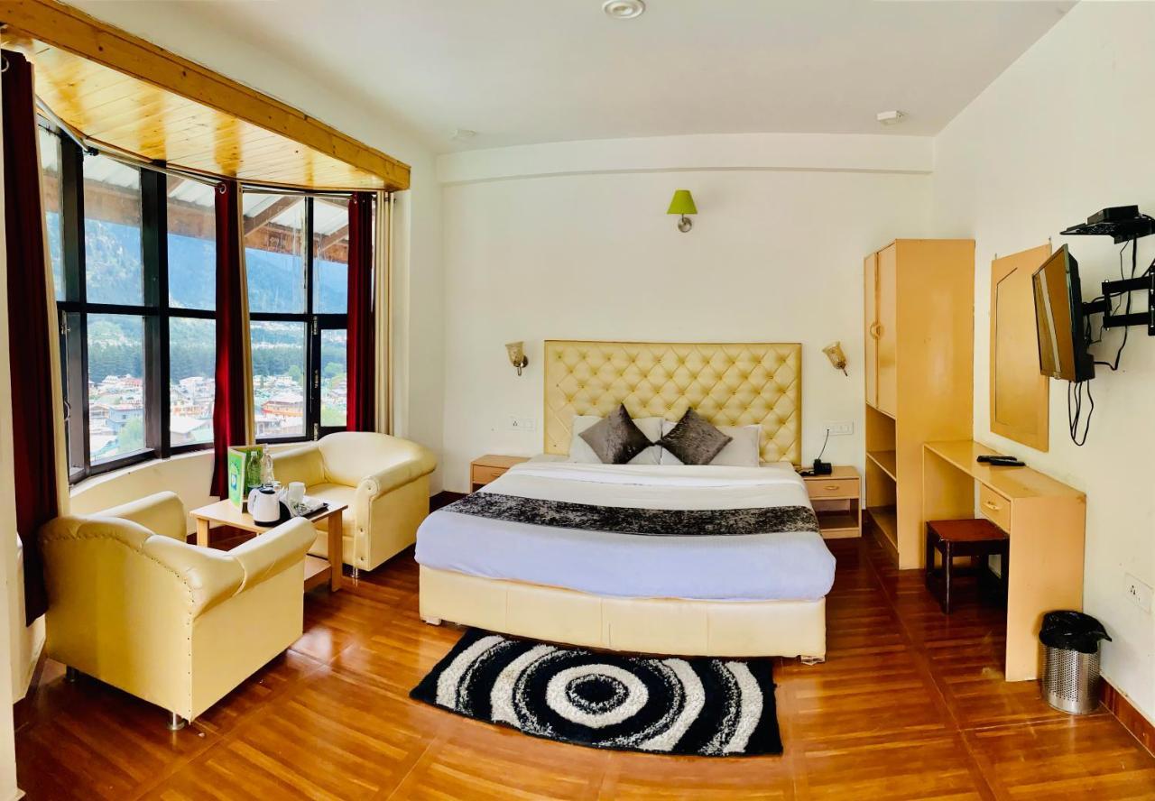 Hotel Hadimba Palace - Near Mall Road Manāli Exteriör bild