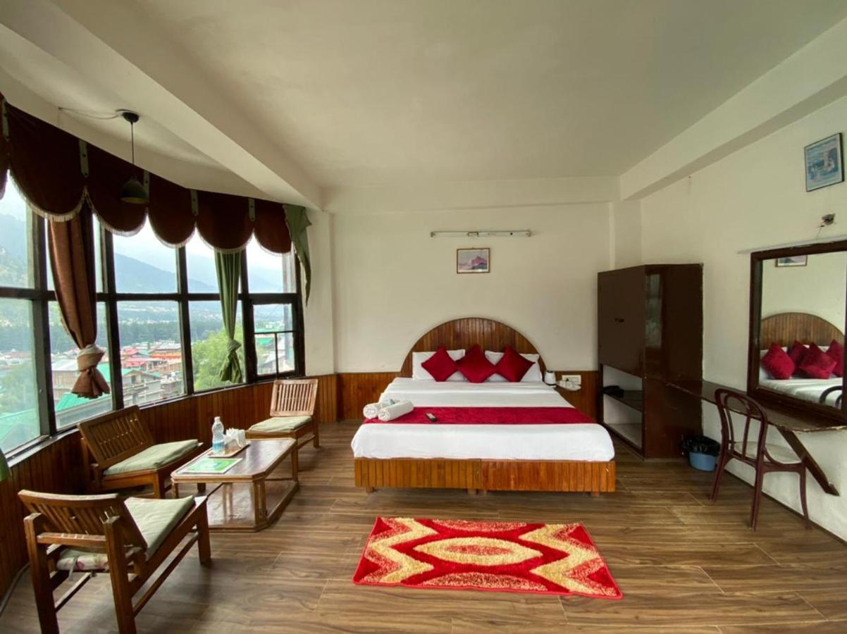 Hotel Hadimba Palace - Near Mall Road Manāli Exteriör bild